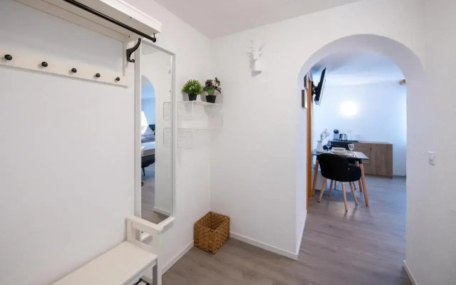 Agrimonia - möbilierte Ferienwohnung mit Balkon