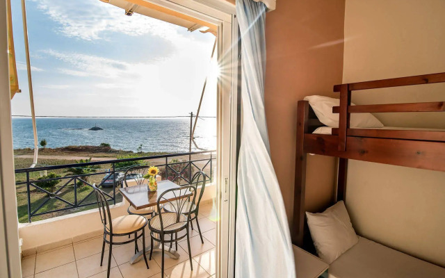 Faros Apartments