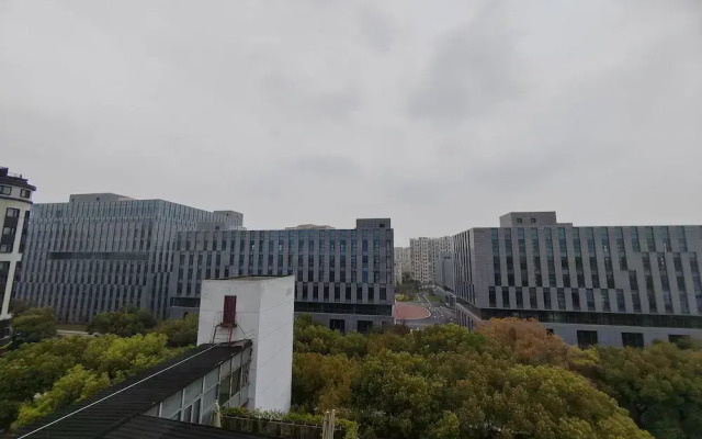 Tuke Hotel (Shanghai Hongqiao Hub Yan'an West Road Branch)
