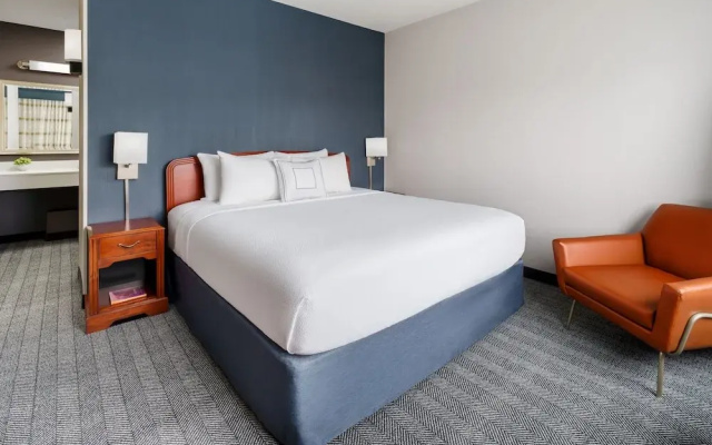 Courtyard Sacramento Folsom