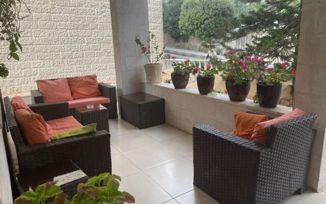 Tell Madaba Hotel