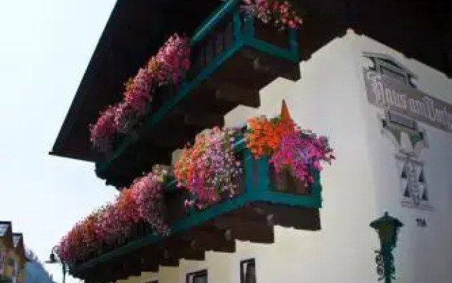 Frühstückspension Haus Am Dorfplatz