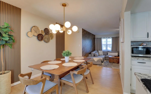 8 Mi to Beaches: Bradenton Home w/ Poolside Oasis!