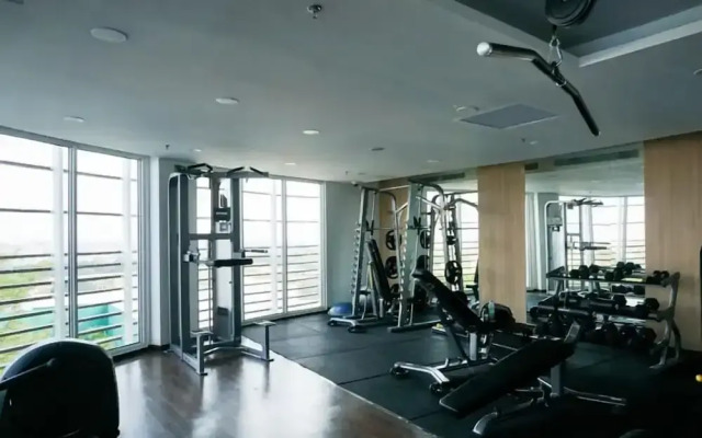 Enjoy Living Studio at West Vista Apartment