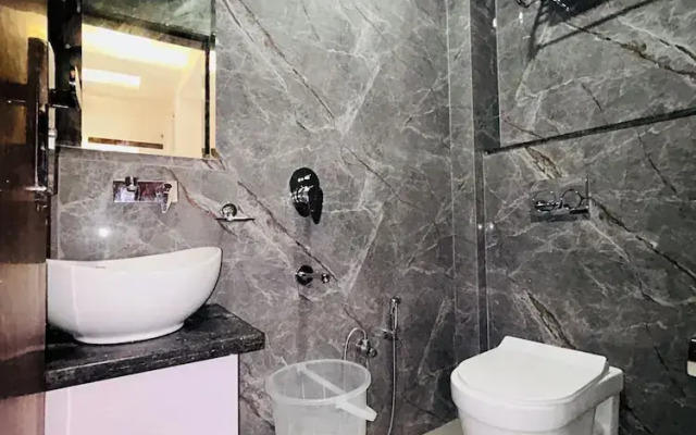 Hotel Care Residency