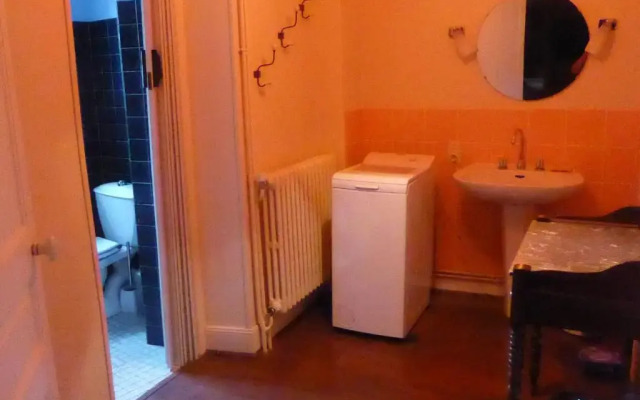 Gîte Laissac, 4 pièces, 6 personnes - FR-1-601A-2