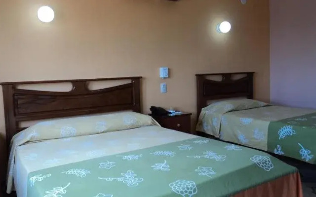 Hotel Piesta