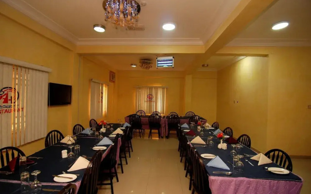 Elomaz Hotels, Abuja