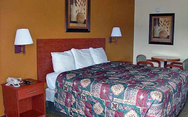 Motel 6 Macon West