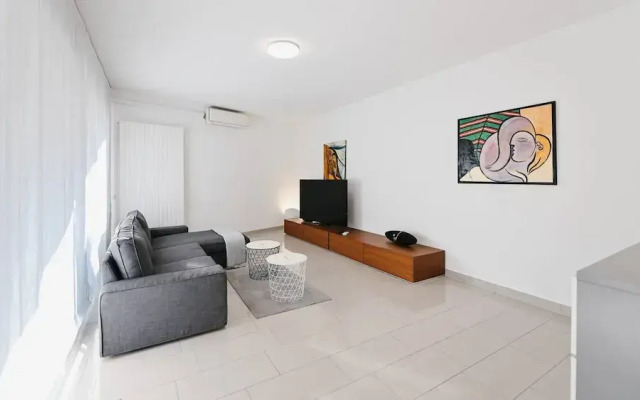 New Central Plaza Apartment 3