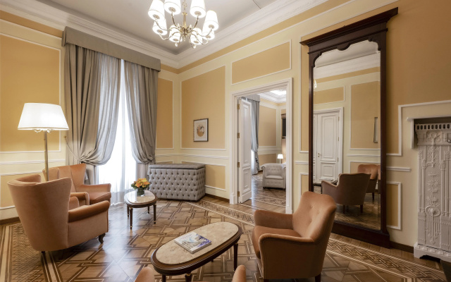 Bristol Palace Hotel - Image 4