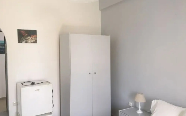 Kirki Apartments