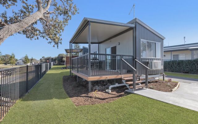 Reflections Shaws Bay - Holiday Park