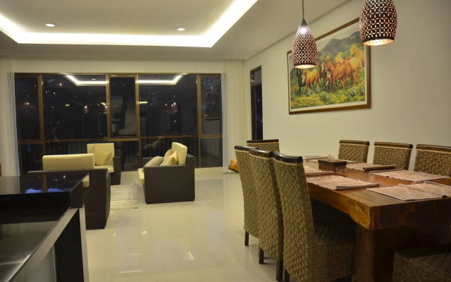 Magenta Hill View Villa 6 bedrooms with a private slide pool
