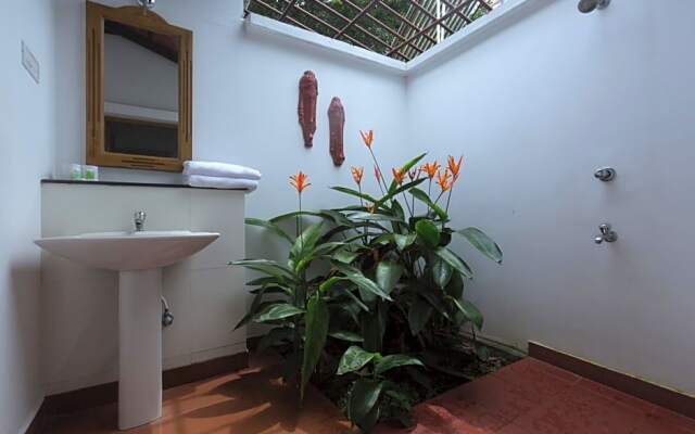 Palmgrove Lake Resort