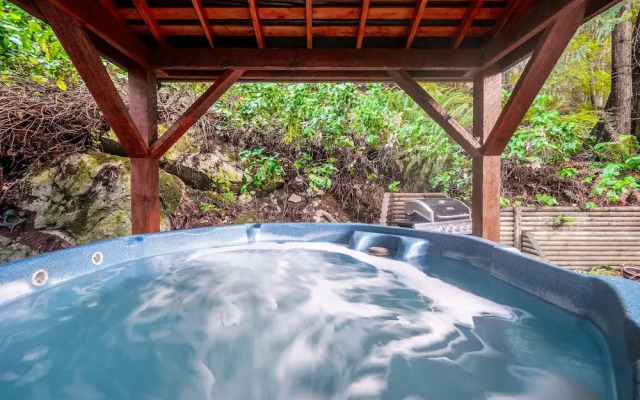 The Tree House Cottage