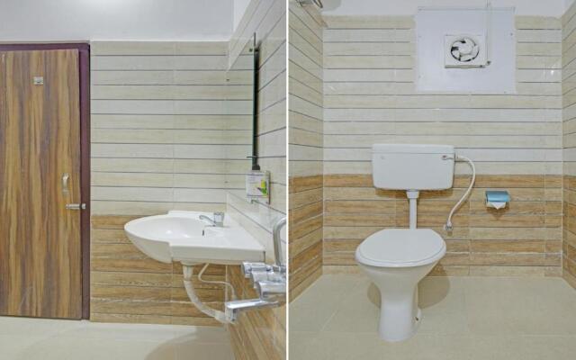 Itsy Hotels Sidhartha Residency
