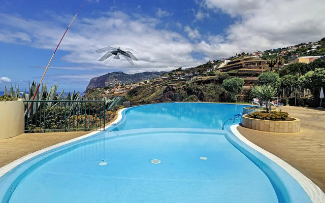 Vila Formosa Top View by MHM