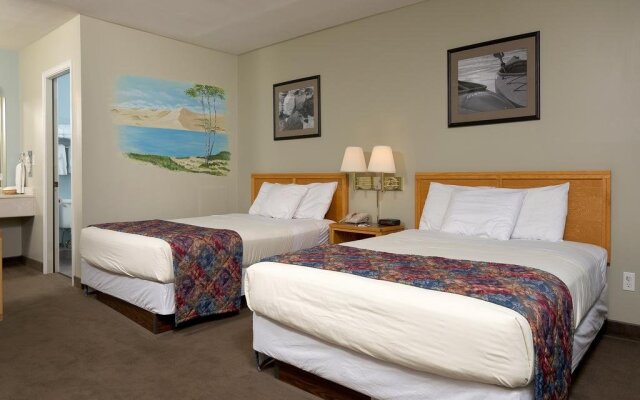 Sierra Sands Family Lodge