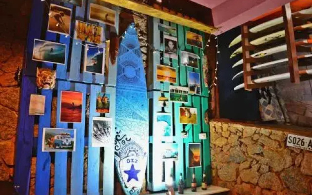 Surftopia Surf House