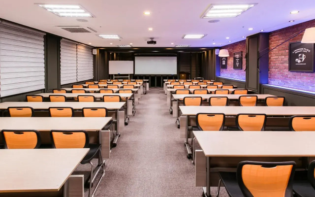Gyeongju Tourist GG Hotel
