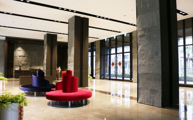 Platinum Hotel