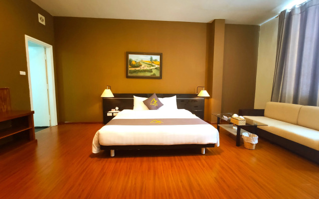 Ocean Hotel 2