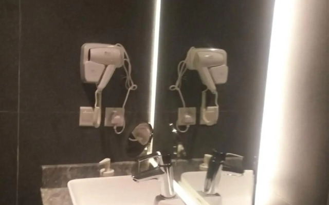SAS RTL Hotel