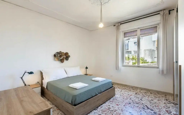 Trigona 4 Apartment