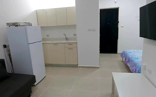 16 דירה מול הים ובריכה