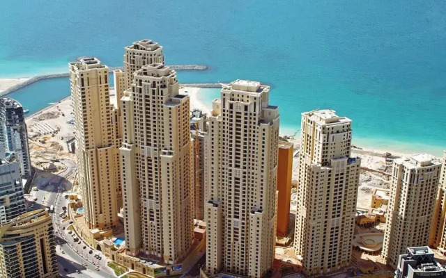 HAPPY SEASON I Amwaj apartment