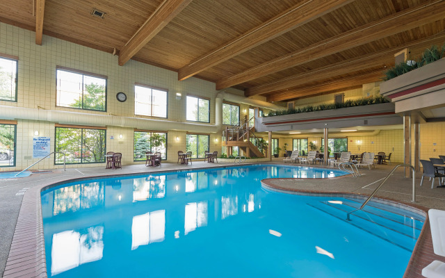 Holiday Inn Express Holland by IHG