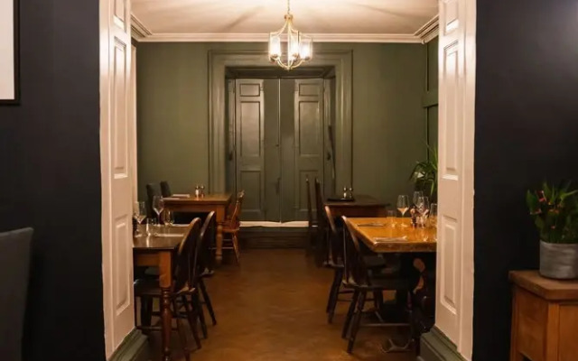 The George Inn