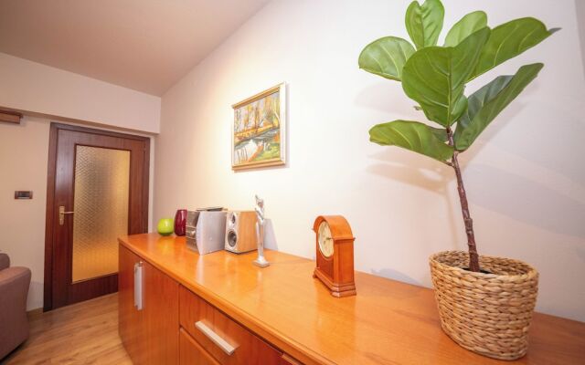 Blloku Unique Apartments 3