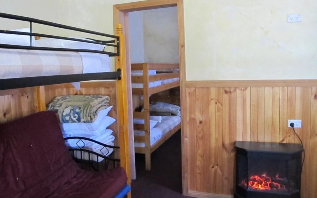 Cedar Lodge Cabins