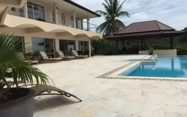 Seaview Villa Bang Por