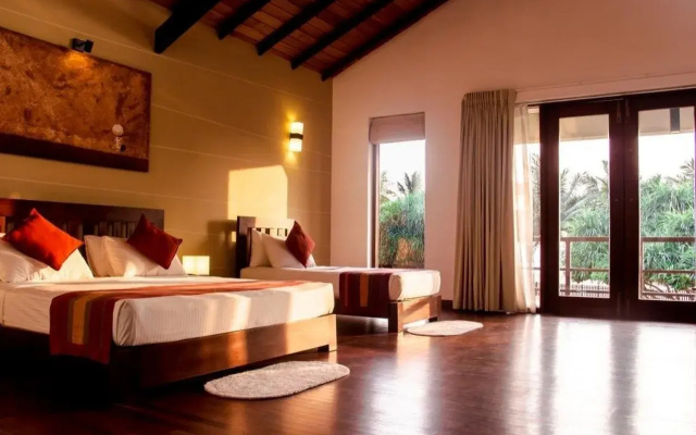 Kamili Beach Hotel