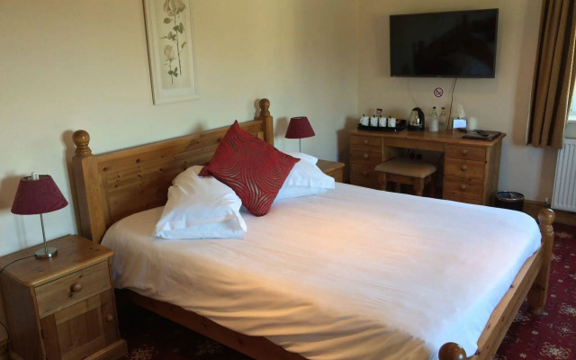 Hunters Lodge Inn