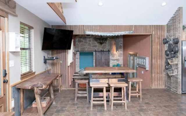 River Bluff Cabins