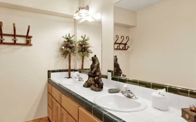 Sleepy Bear Lodge # 2385