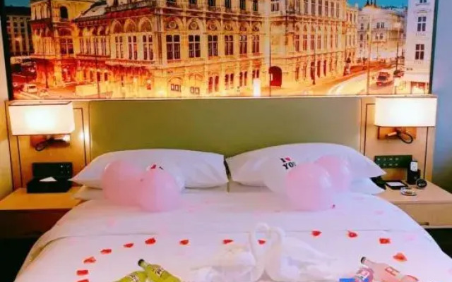 Vienna International Hotel (Sunchuang Tower Flagship Store in Bengbu)