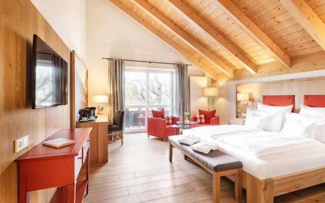 Hotel Auf der Gsteig GmbH