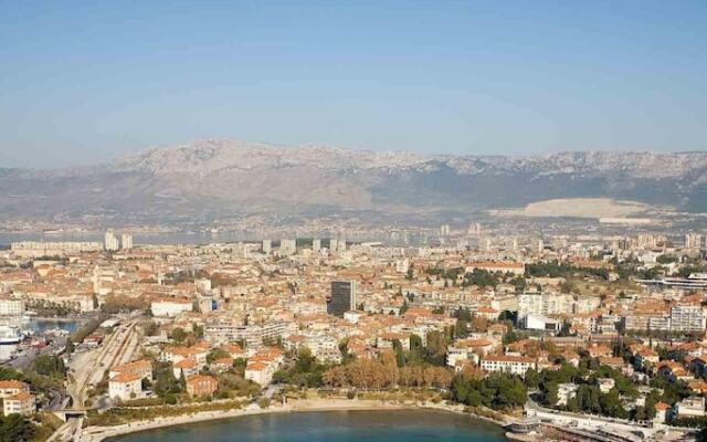 2 - Luxury Studio With Terrace in Heart of Split