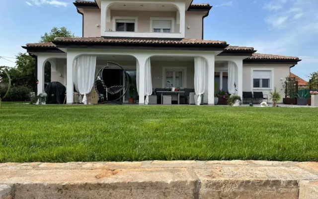 Villa Zonta Apartment Maremi