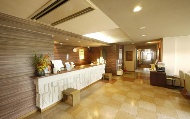 Hotel Route-Inn Court Minami Alps