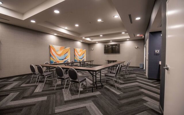 TRU By Hilton Allen Dallas