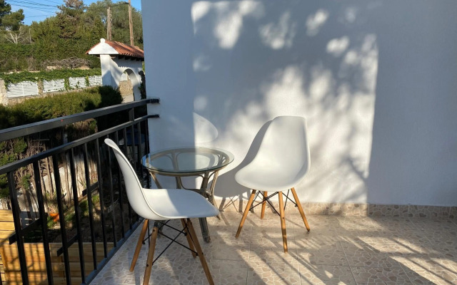 Charming apartment in a duplex with garden & balcony