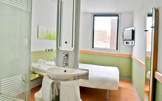 ibis budget Saint-Quentin Centre Gare