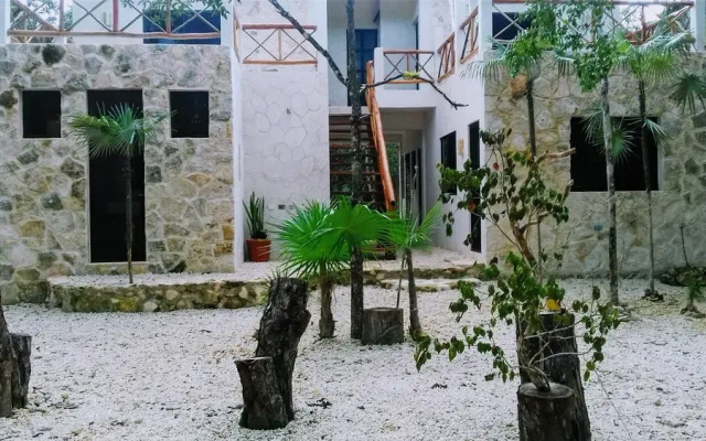 Tooj Cheel Lodge Tulum