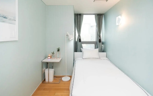 Incheon Airport Capsule Hotel No 1